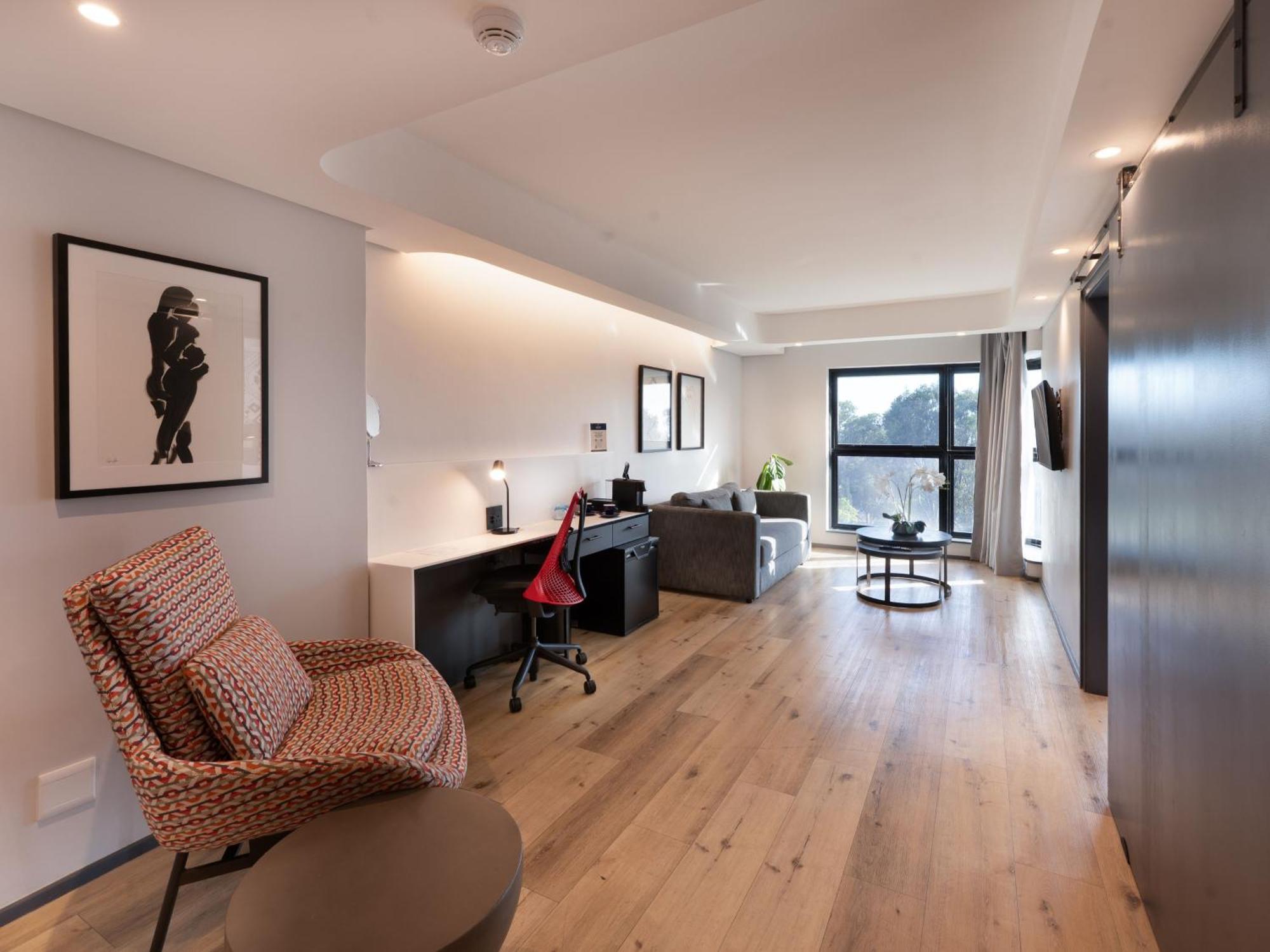 Anew Hotel Green Point ケープタウン エクステリア 写真